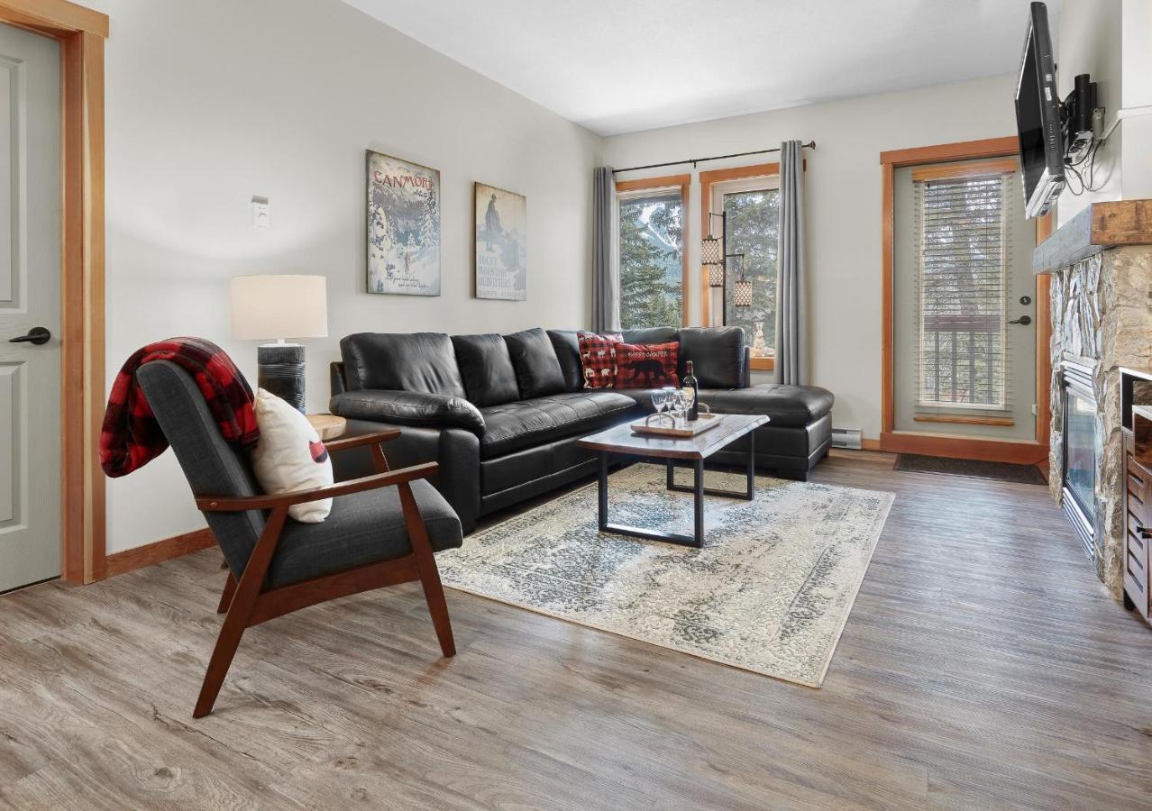 Newly Renovated Grizzly Lodge, Spacious 3Br 2Ba With Open Pool, Hot Tub Canmore Exteriér fotografie
