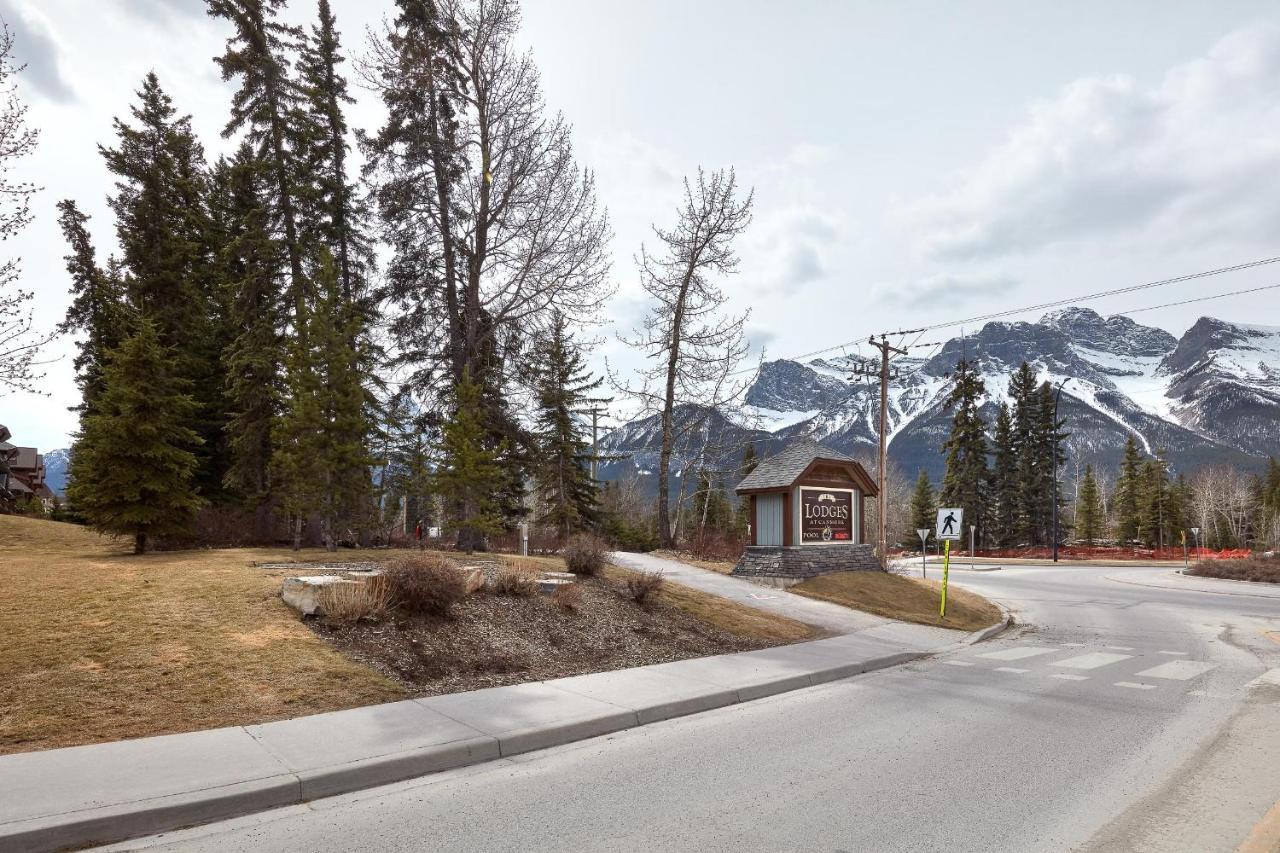 Newly Renovated Grizzly Lodge, Spacious 3Br 2Ba With Open Pool, Hot Tub Canmore Exteriér fotografie